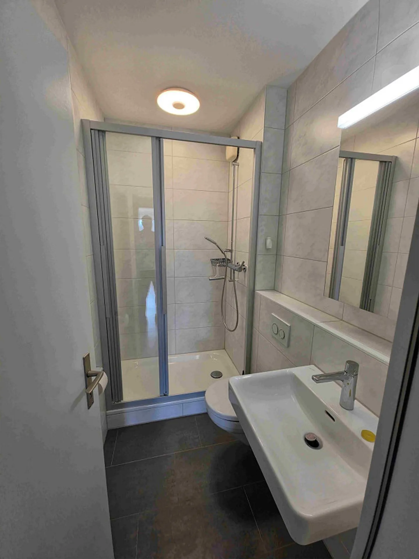 Appartement lumineux de 4,5 pièces avec balcon et belle vue - Photo 12 sur 12