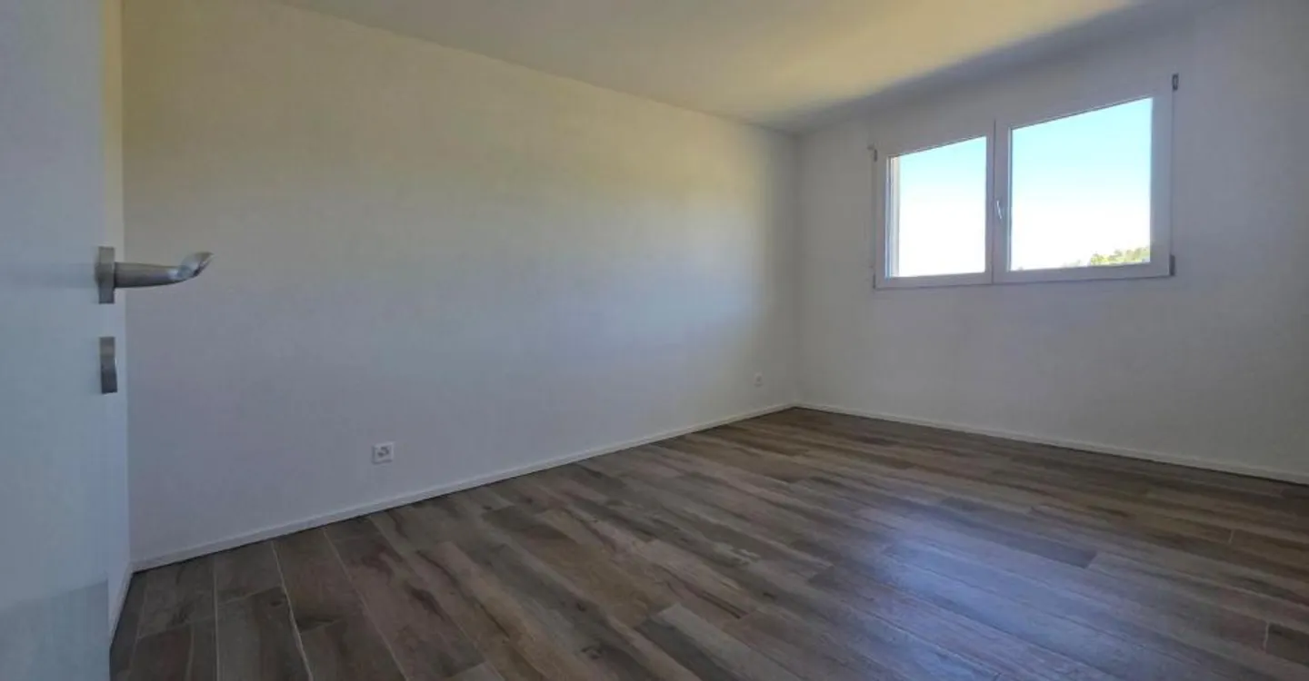 Komfort und Ruhe nur wenige Schritte von Oron entfernt - Foto 5 von 10