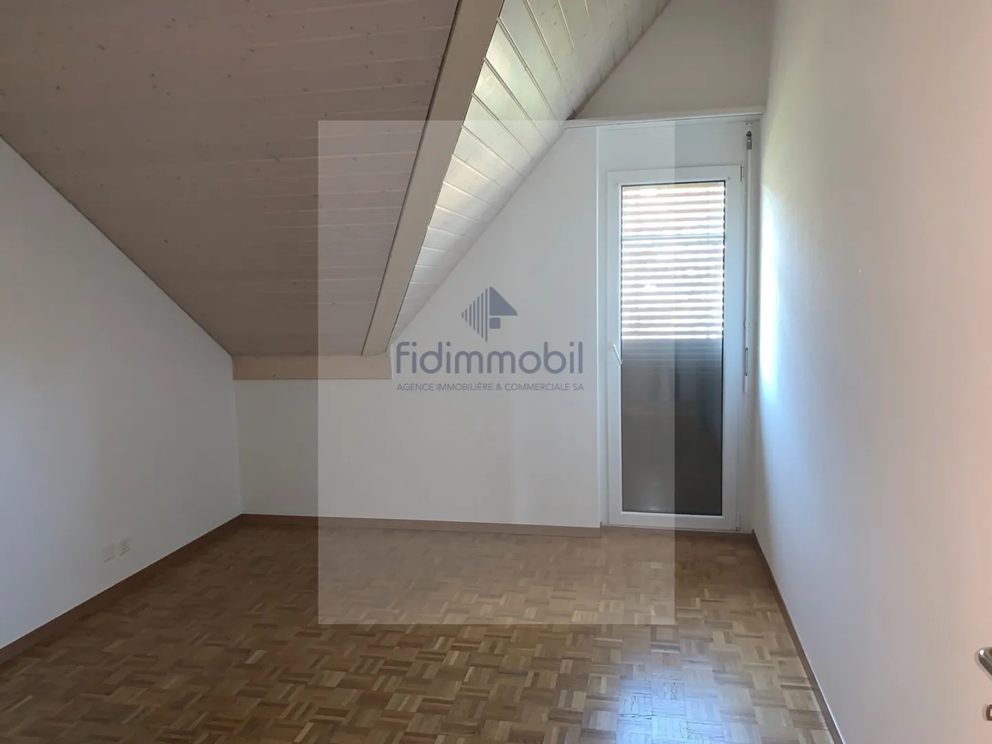 Appartamento in affitto - Foto 7 di 10