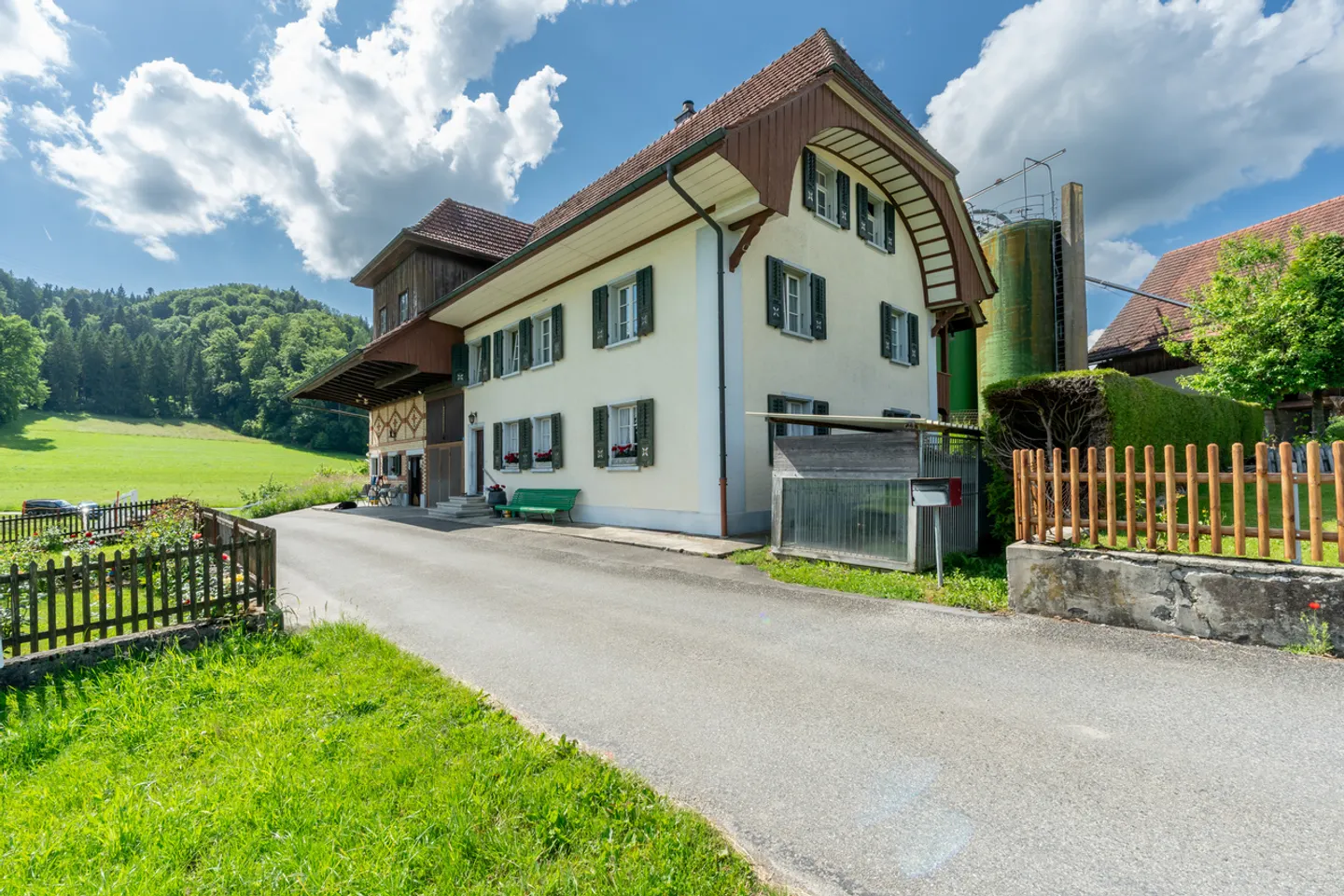 Charmantes Einfamilienhaus in der Natur - Foto 1 von 18