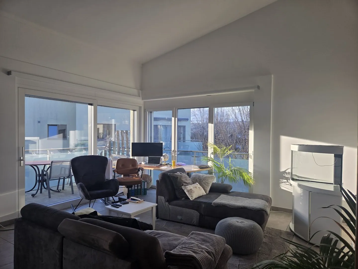 Appartamento moderno di 98 m2, 4 stanze al 1° piano senza ascensore - Foto 3 di 13