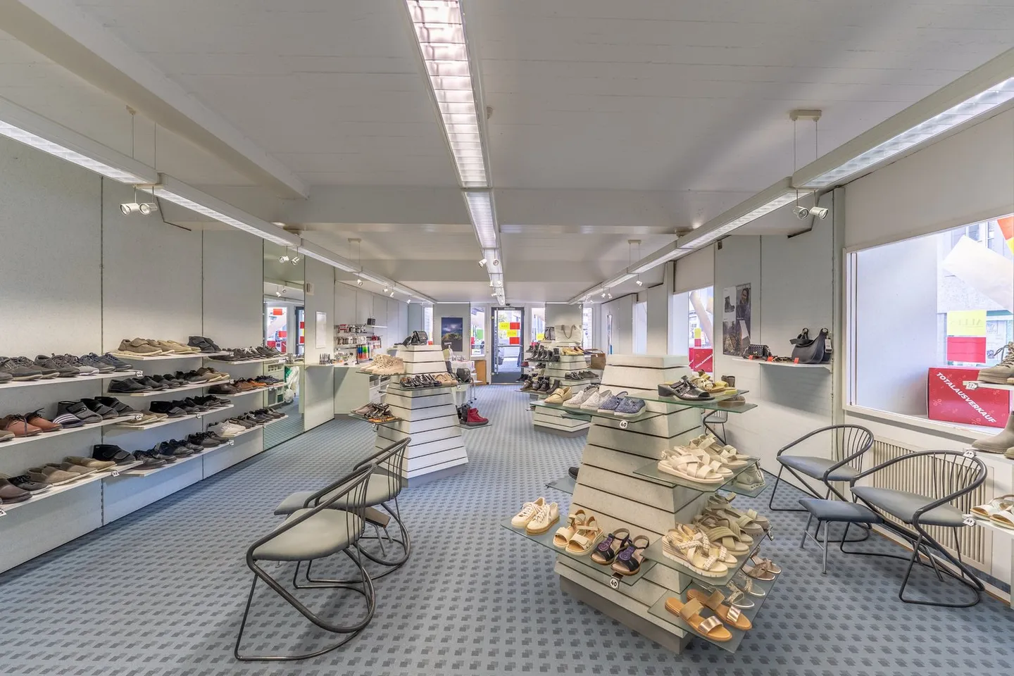 Spazio Commerciale nel Cuore della Città Vecchia - Foto 1 di 13