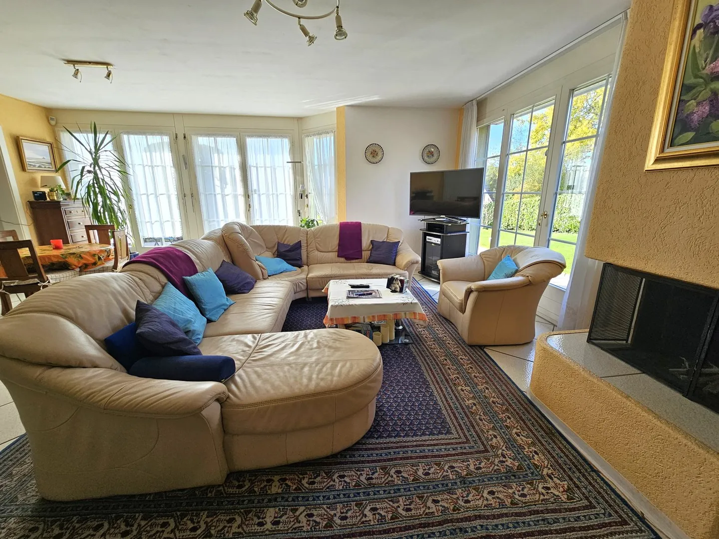 Casa familiare con muro condiviso - Foto 4 di 10