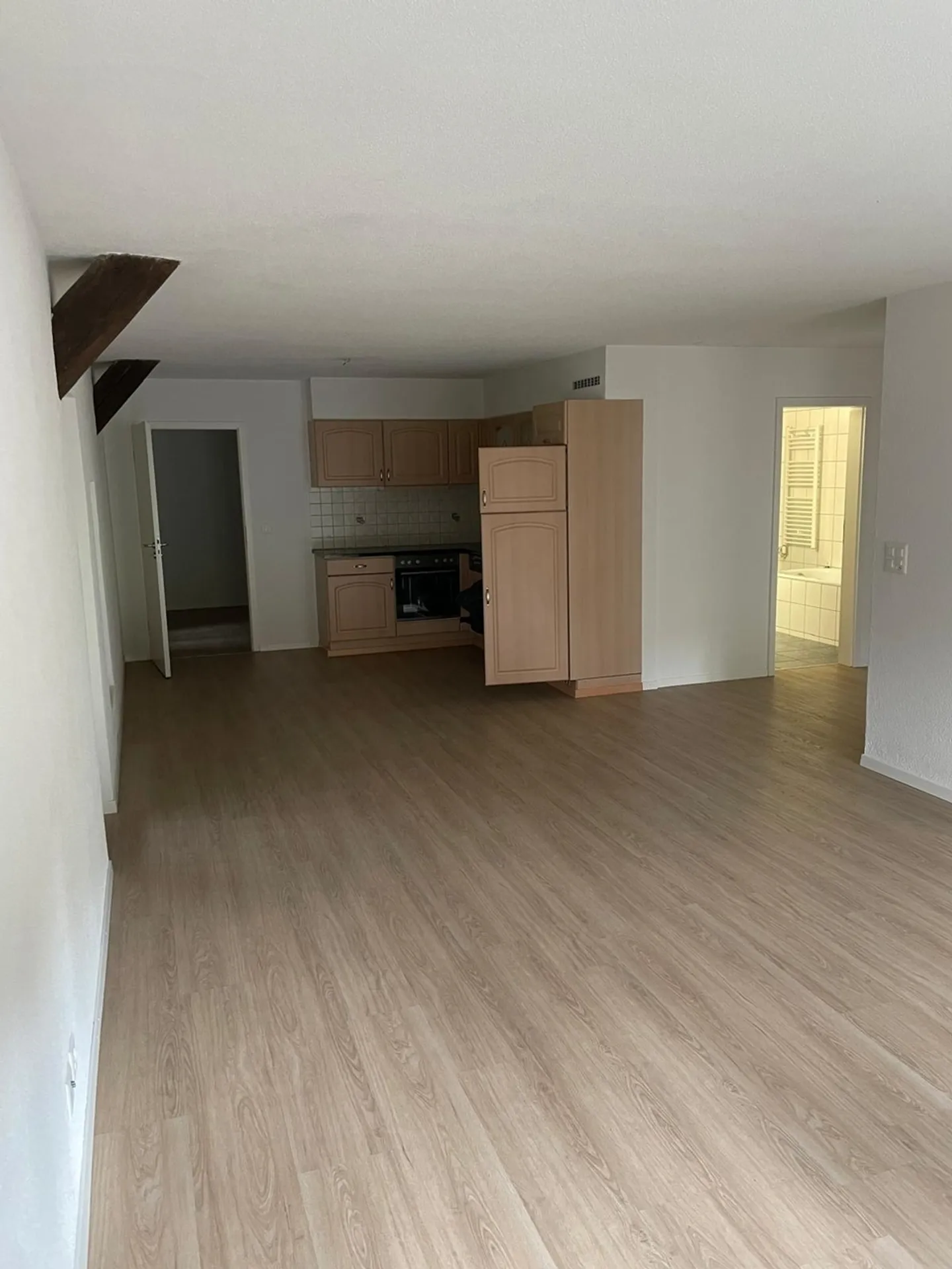 Stilvolle Wohnung mit Balkon - Foto 1 von 13