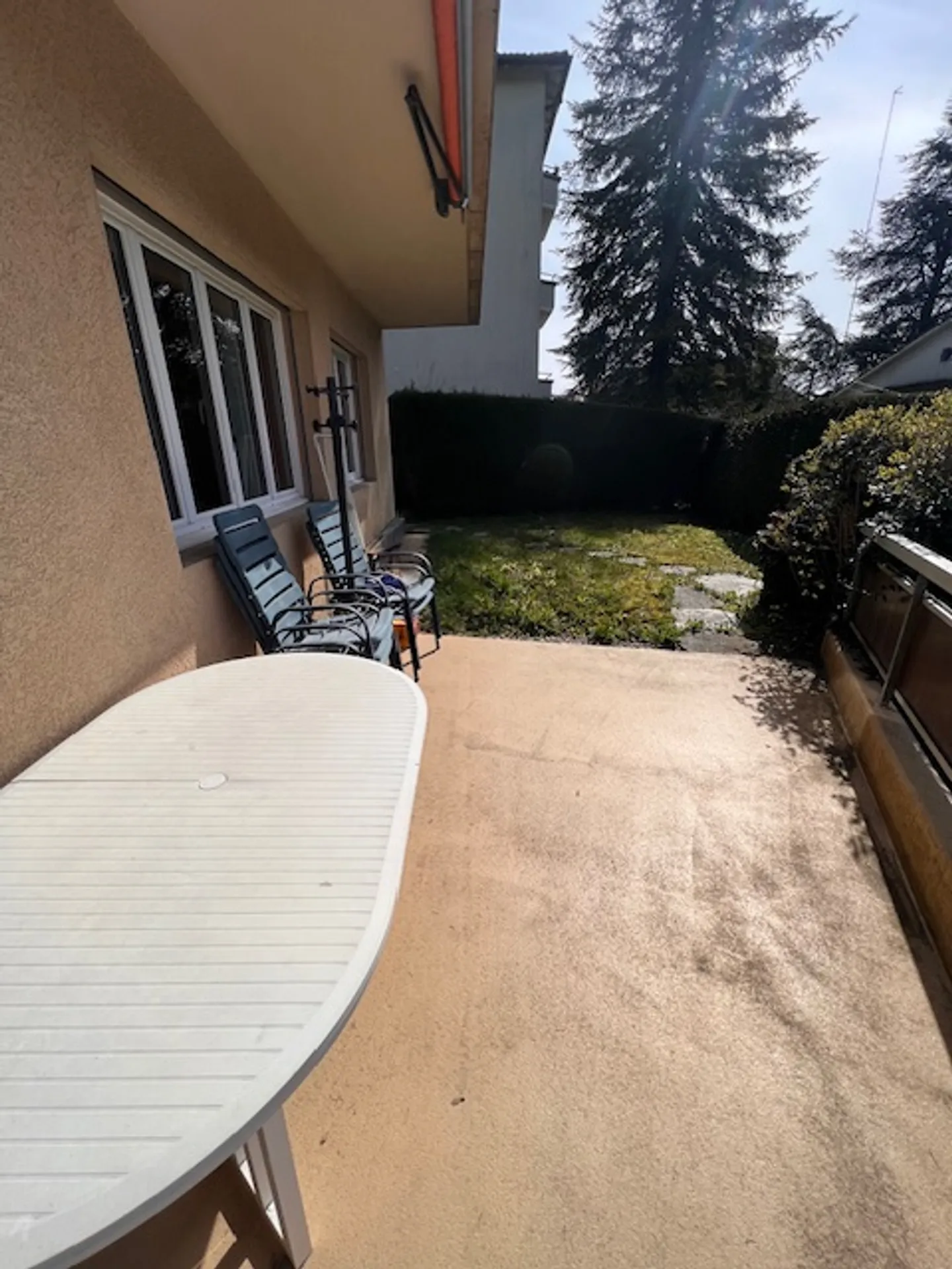 House with two apartments in semi-occupied life annuity in Lausanne Vennes - Photo 11 of 13