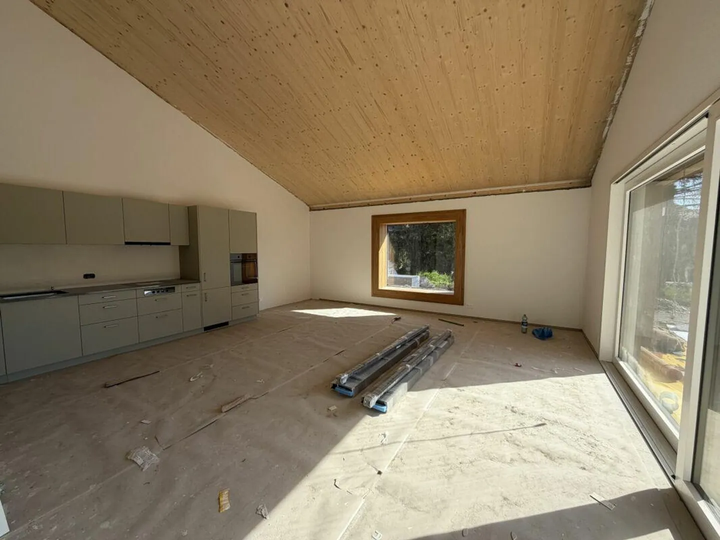 Last Senior Apartment 2.5 Room Apartment on the 1st Floor - Photo 10 of 12