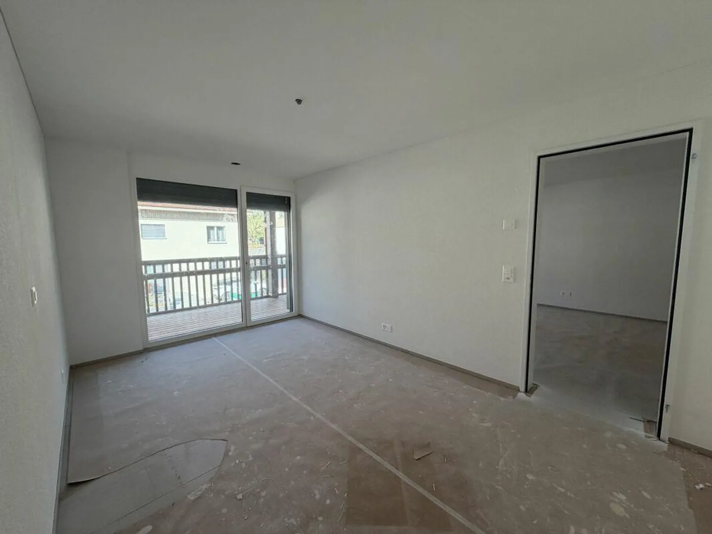 Last Senior Apartment 2.5 Room Apartment on the 1st Floor - Photo 6 of 12