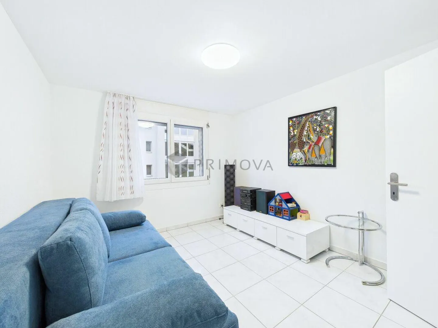 Living Above the Sea of Fog: Large 5.5 Room Apartment with Panoramic Views - Photo 12 of 18