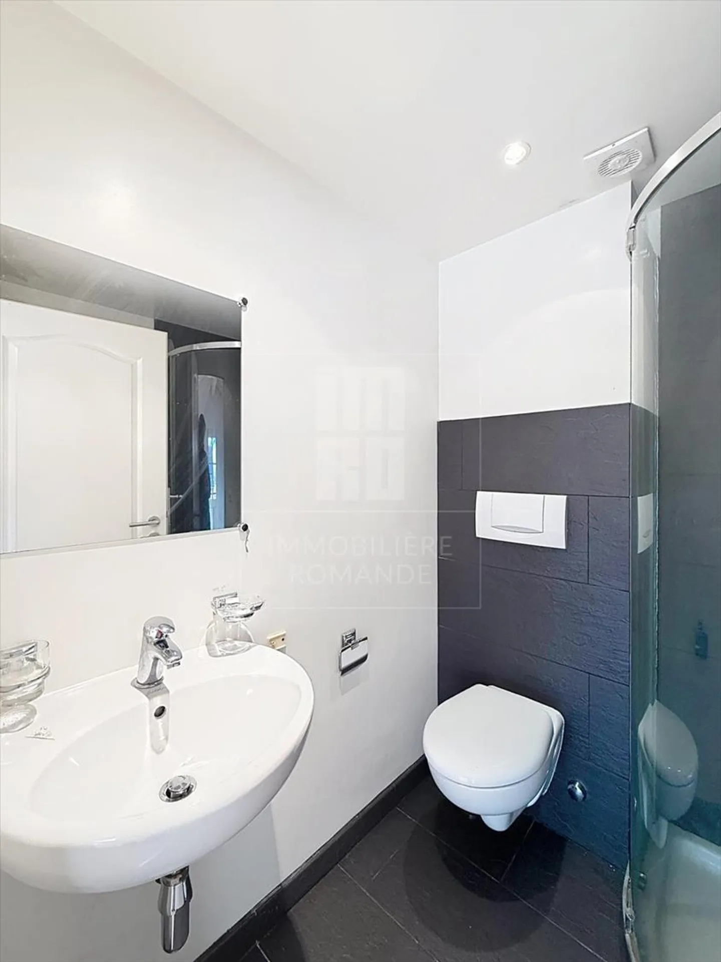 Bright apartment in the heart of Versoix - Photo 6 of 6