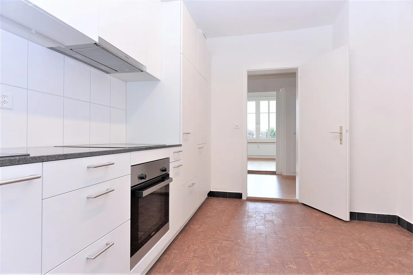 4.5 Room Apartment near City Park - Photo 3 of 10