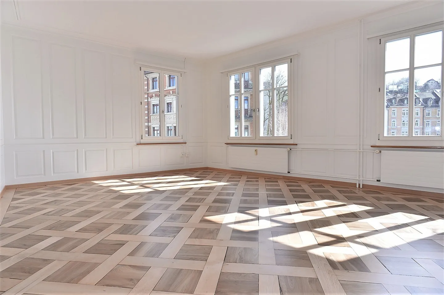 4.5 Room Apartment near City Park - Photo 5 of 10