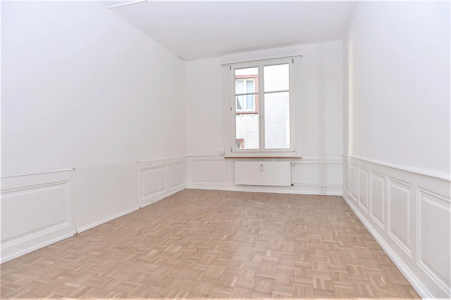 4.5 Room Apartment near City Park - Photo 8 of 10