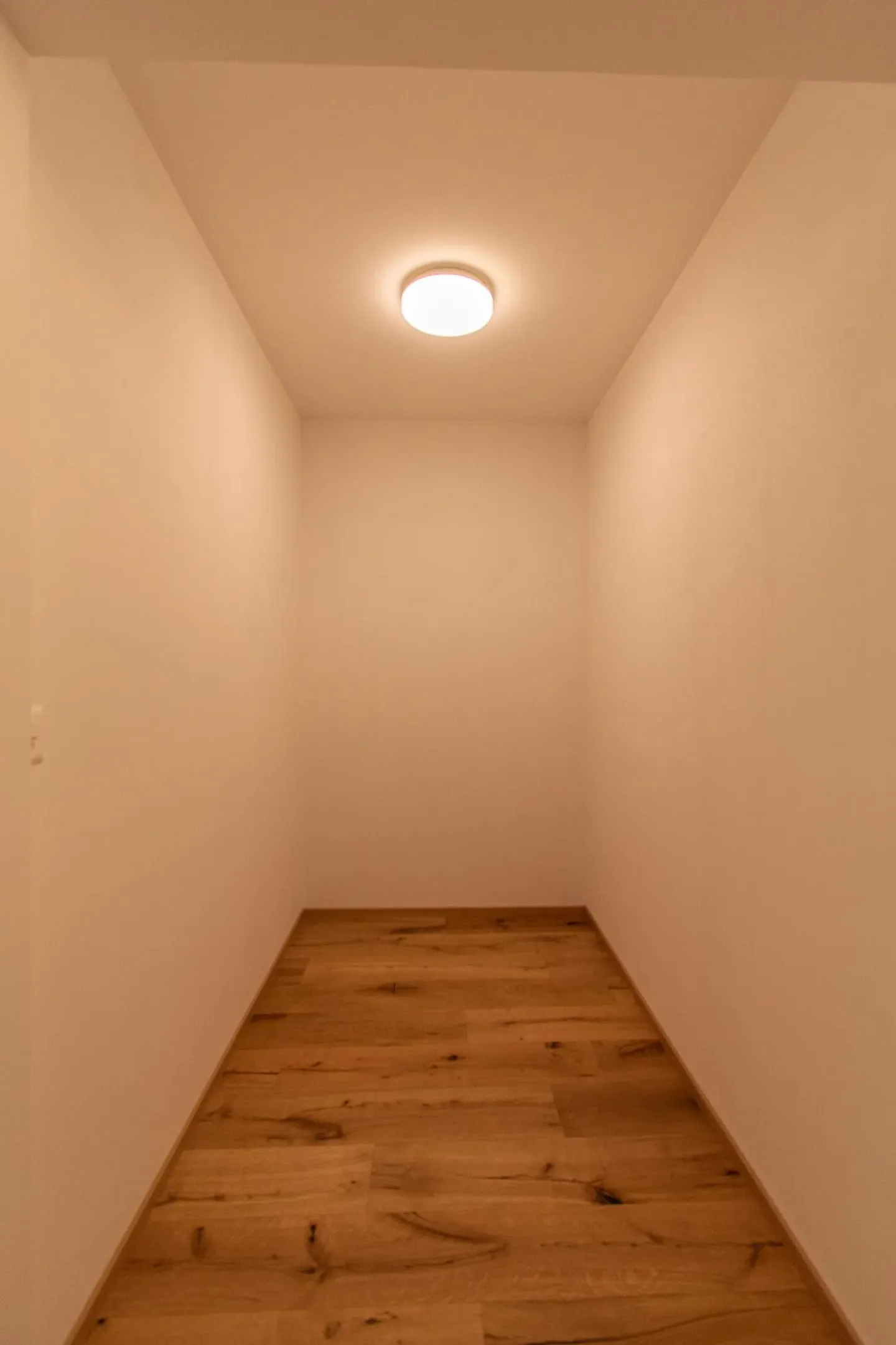 Appartement moderne de 2,5 pièces avec charme ancien - Photo 13 sur 13