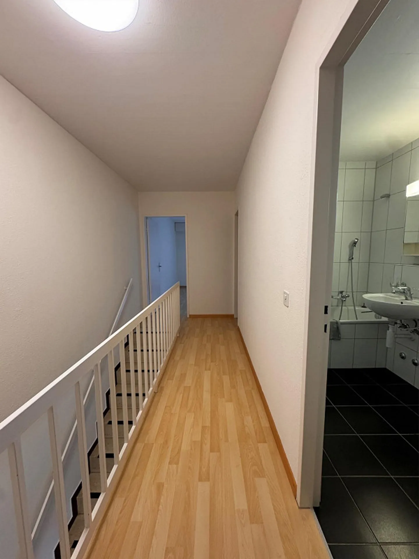 3.5-room duplex for rent - Photo 4 of 9