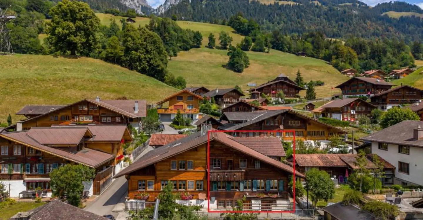 Charmantes Chalet in Erlenbach - Foto 1 von 7