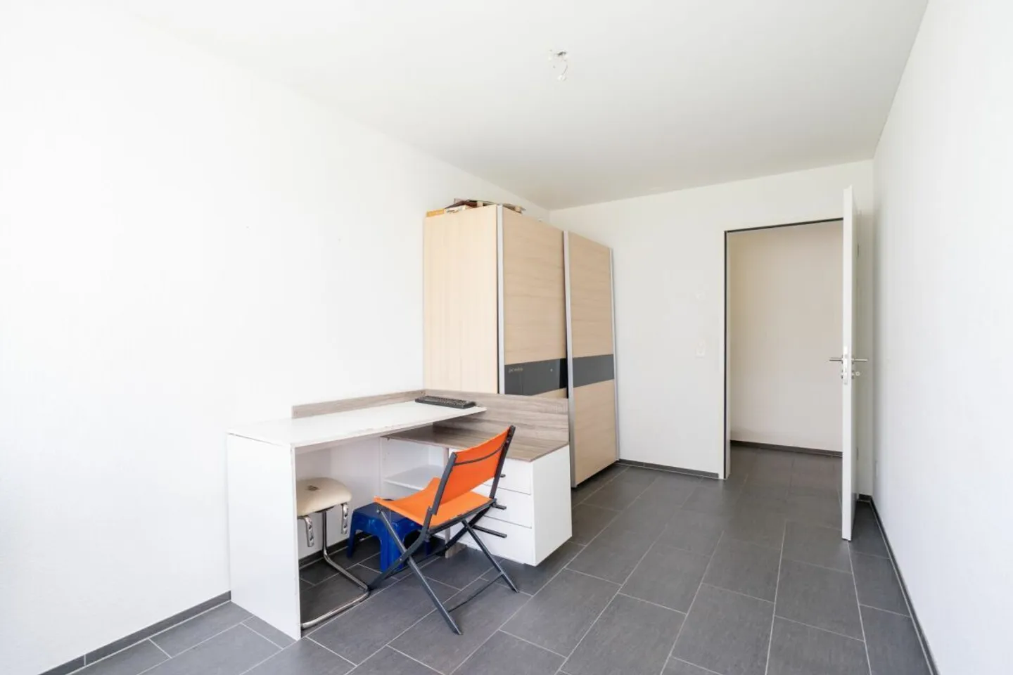 VIEL PLATZ ZUM AUSLEBEN MIT GARTEN - Foto 4 von 8