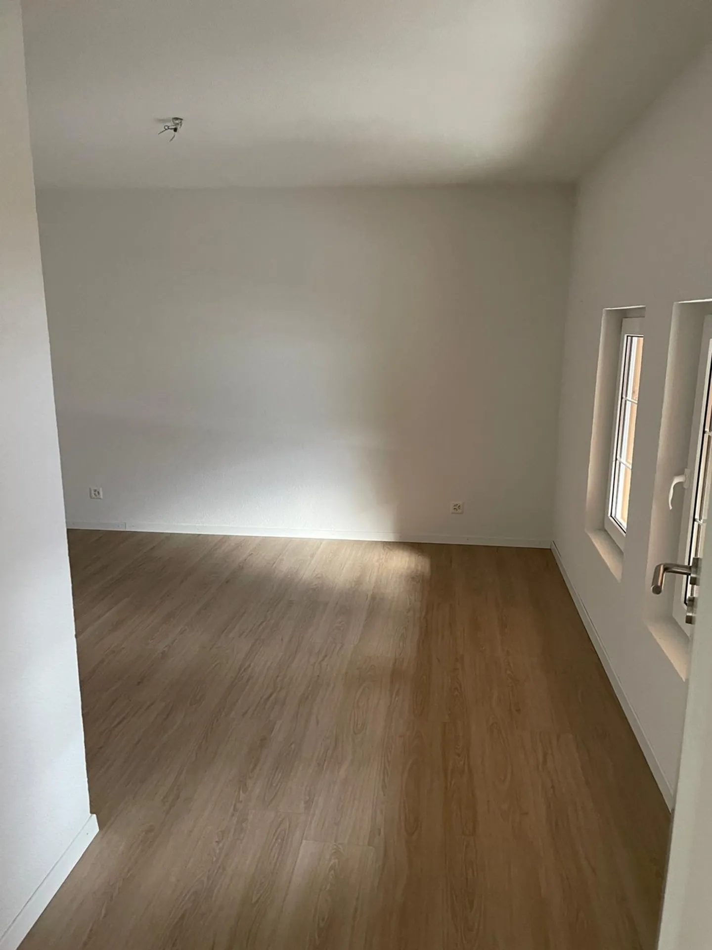 Stilvolle Wohnung mit Balkon - Foto 6 von 13