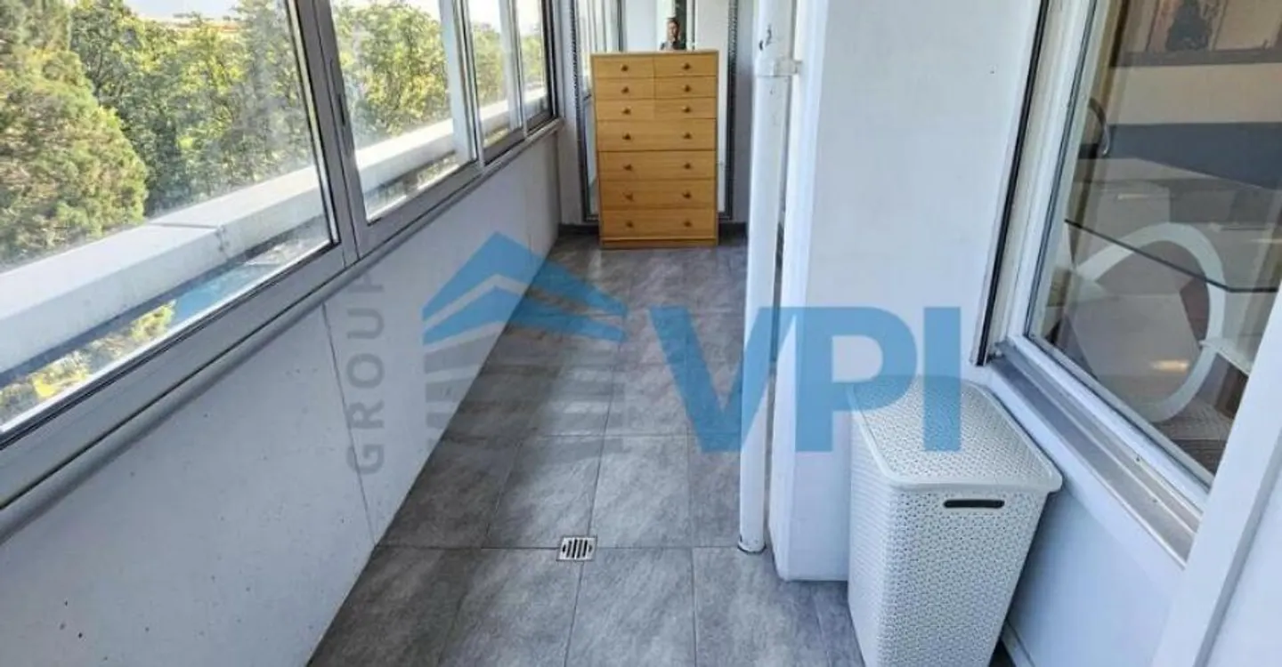Charmant appartement 2 pièces - Photo 3 sur 9