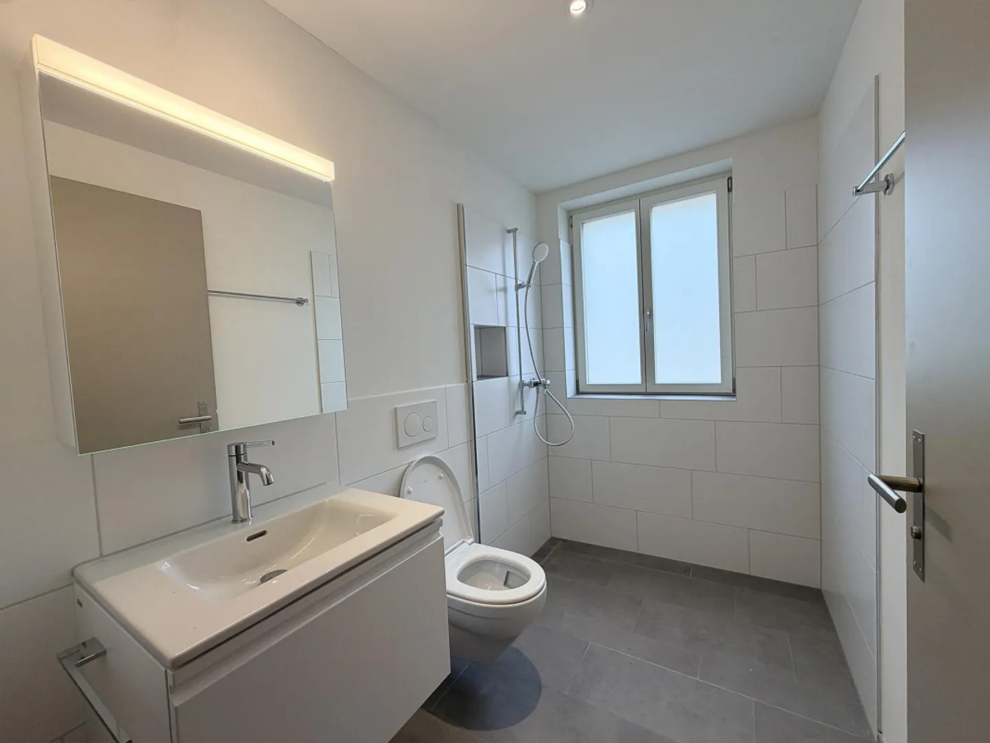Geräumige 2.5-Zimmer-Wohnung in Winter - Foto 6 von 10