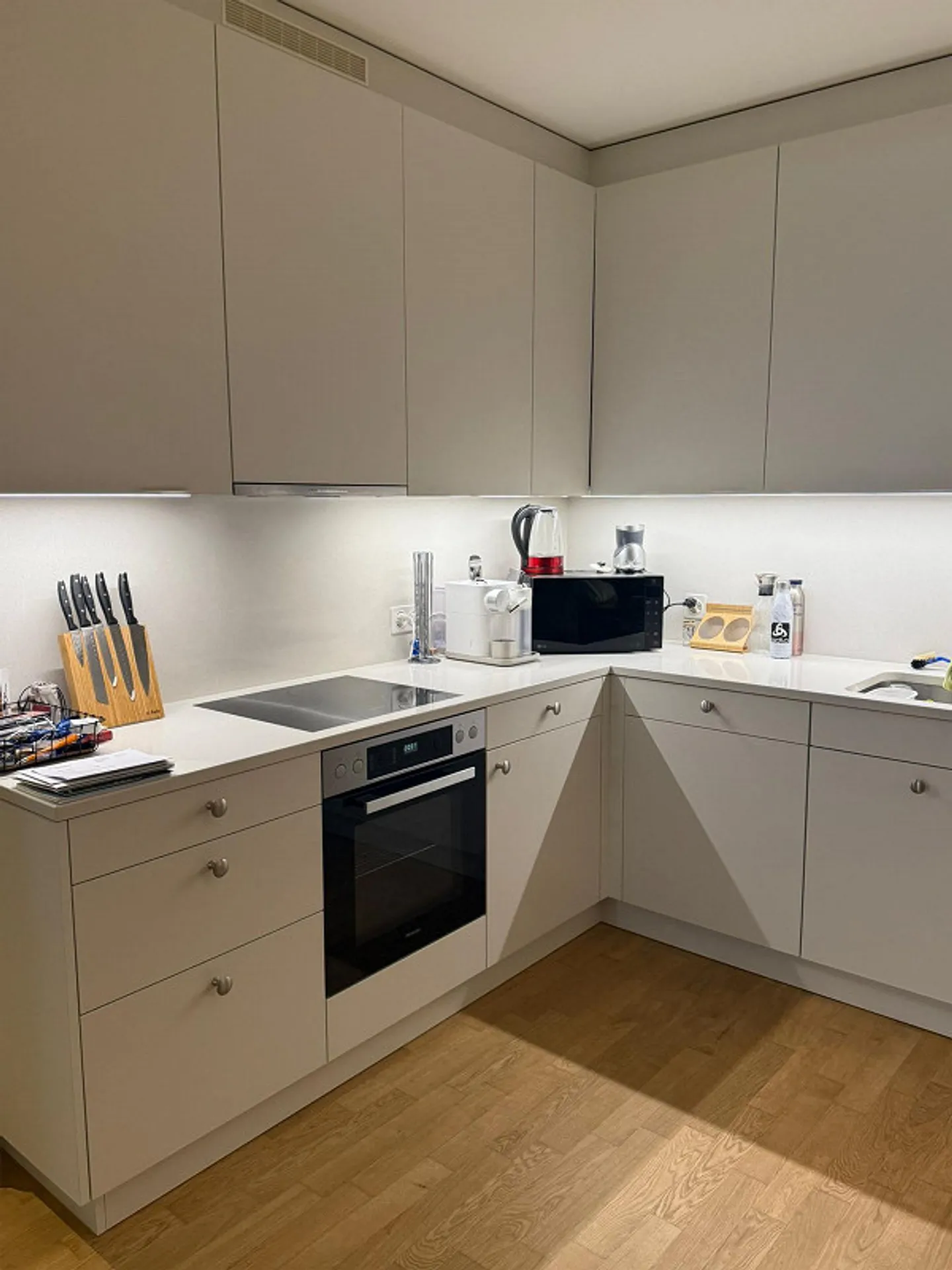 Modern 2.5-room apartment with lake view in Horw - Photo 4 of 8