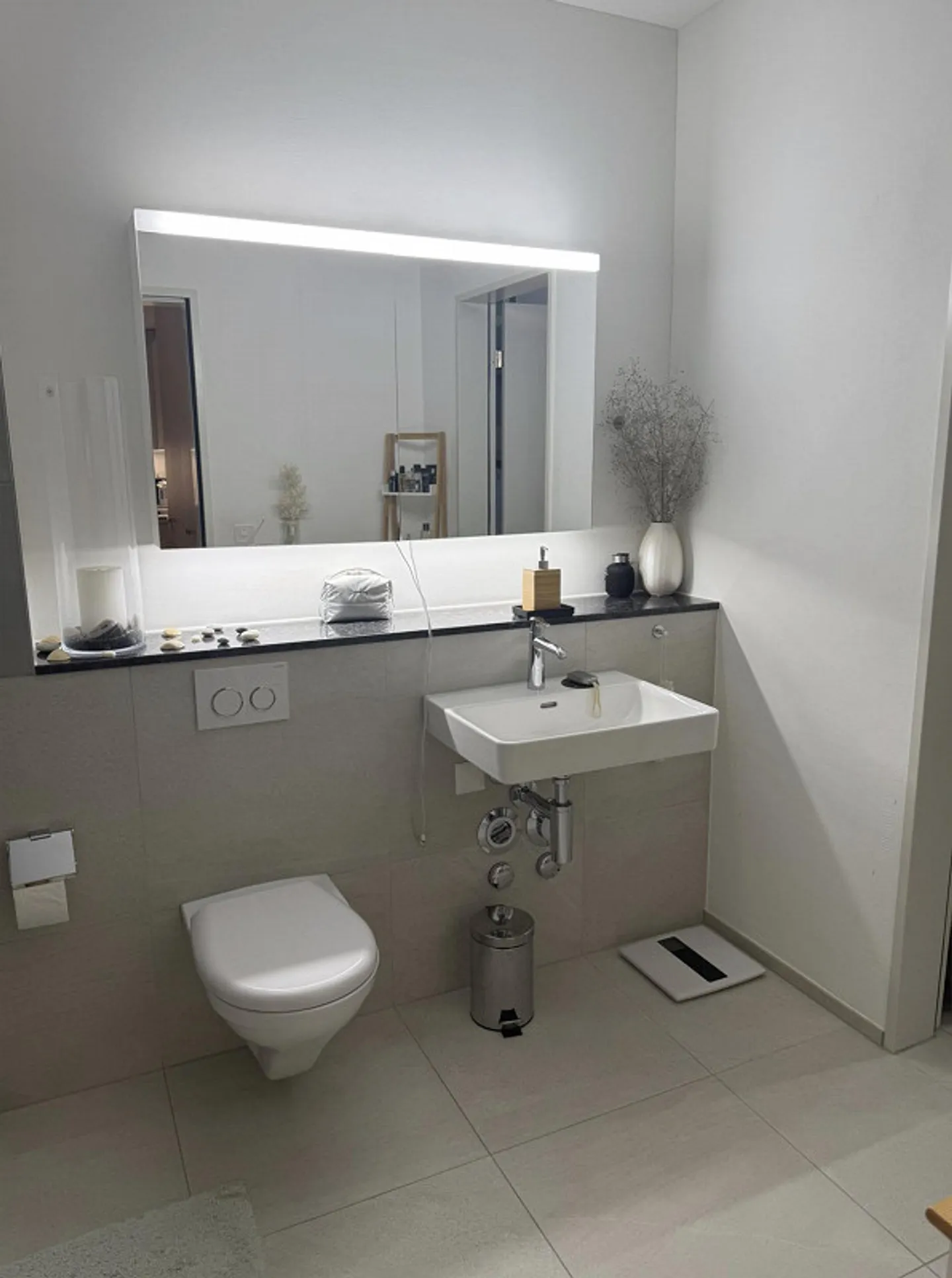 Modern 2.5-room apartment with lake view in Horw - Photo 8 of 8