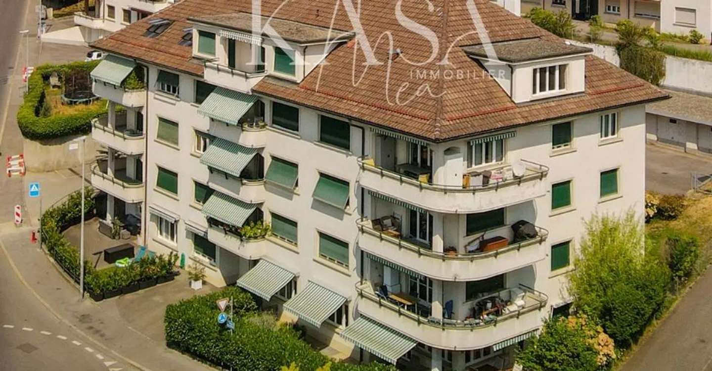 Appartamento attico ristrutturato, vista lago - Foto 6 di 13