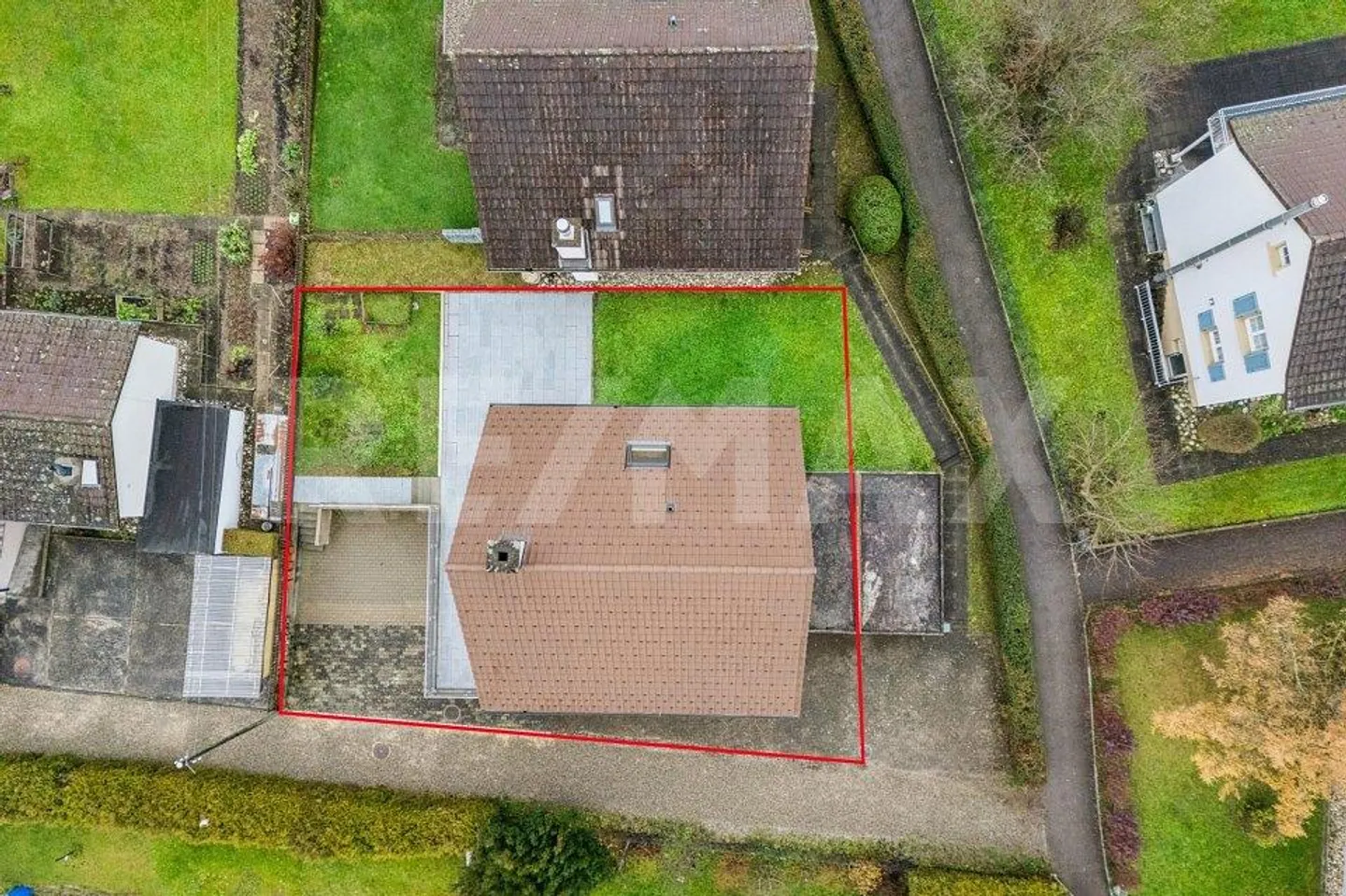 Casa con 6 stanze - Foto 5 di 13