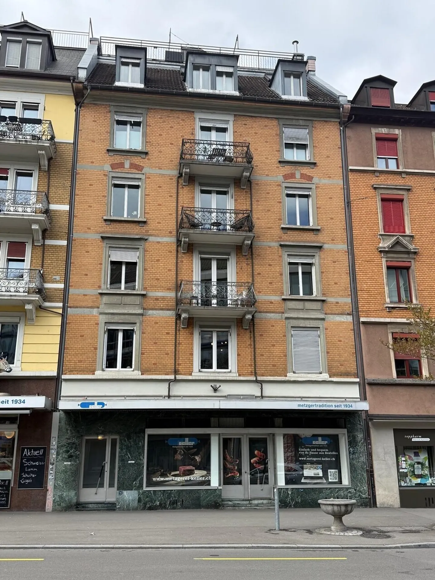 Espace Commercial dans un Emplacement Central - Photo 1 sur 13