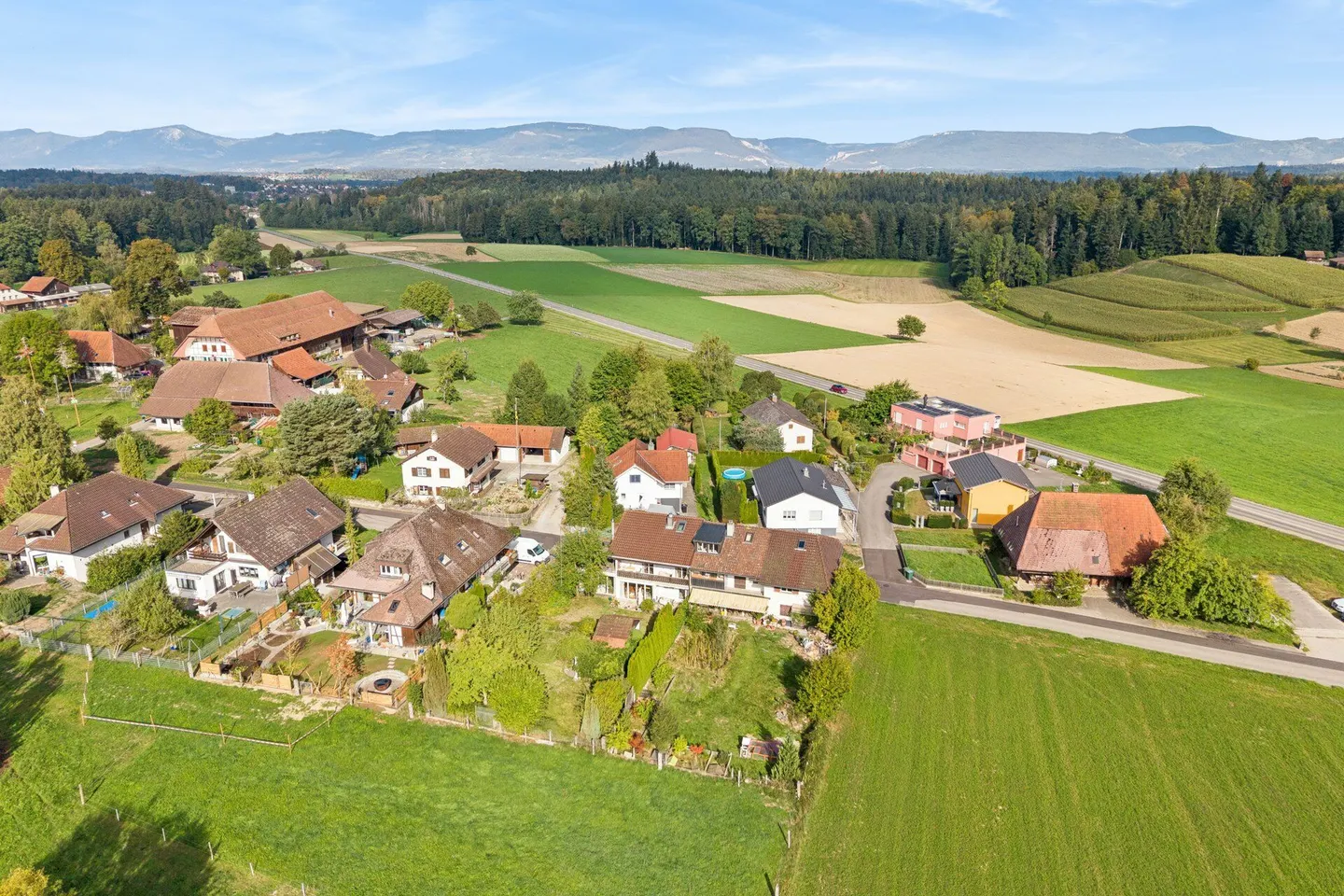 Tranquillité rurale. Proximité urbaine. Une maison avec vue - Photo 5 sur 21