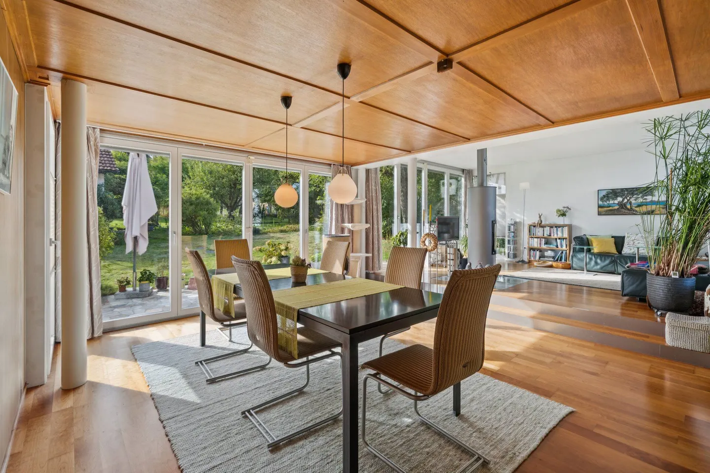 Tranquillité rurale. Proximité urbaine. Une maison avec vue - Photo 8 sur 21