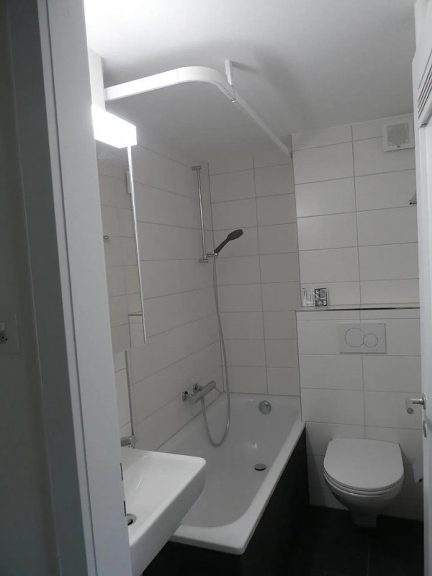 1-room apartment near Schützenmattpark for rent - Photo 6 of 6