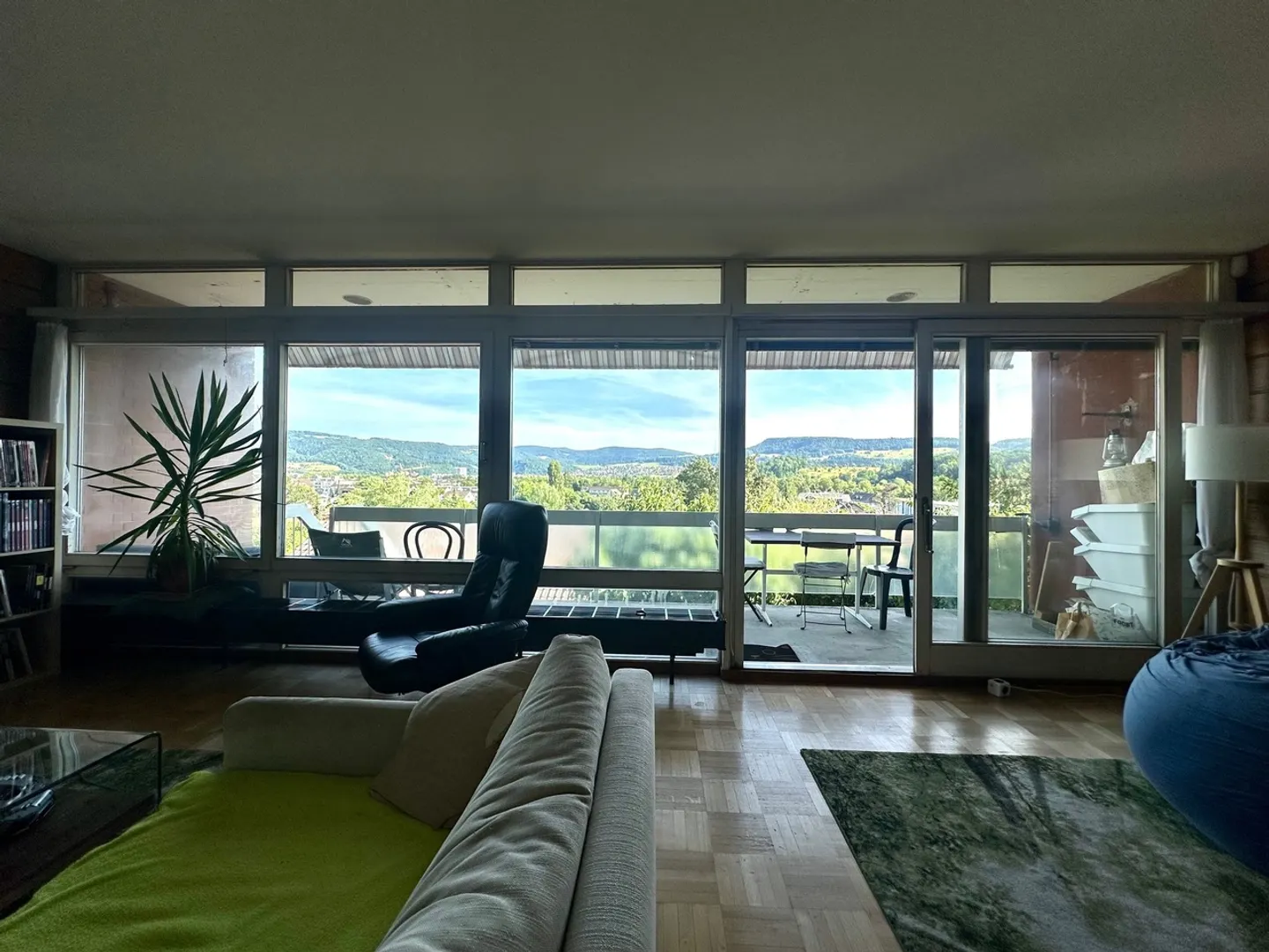 Architect's House with Far-Reaching Views in a Quiet Location in Reinach BL - Photo 3 of 29