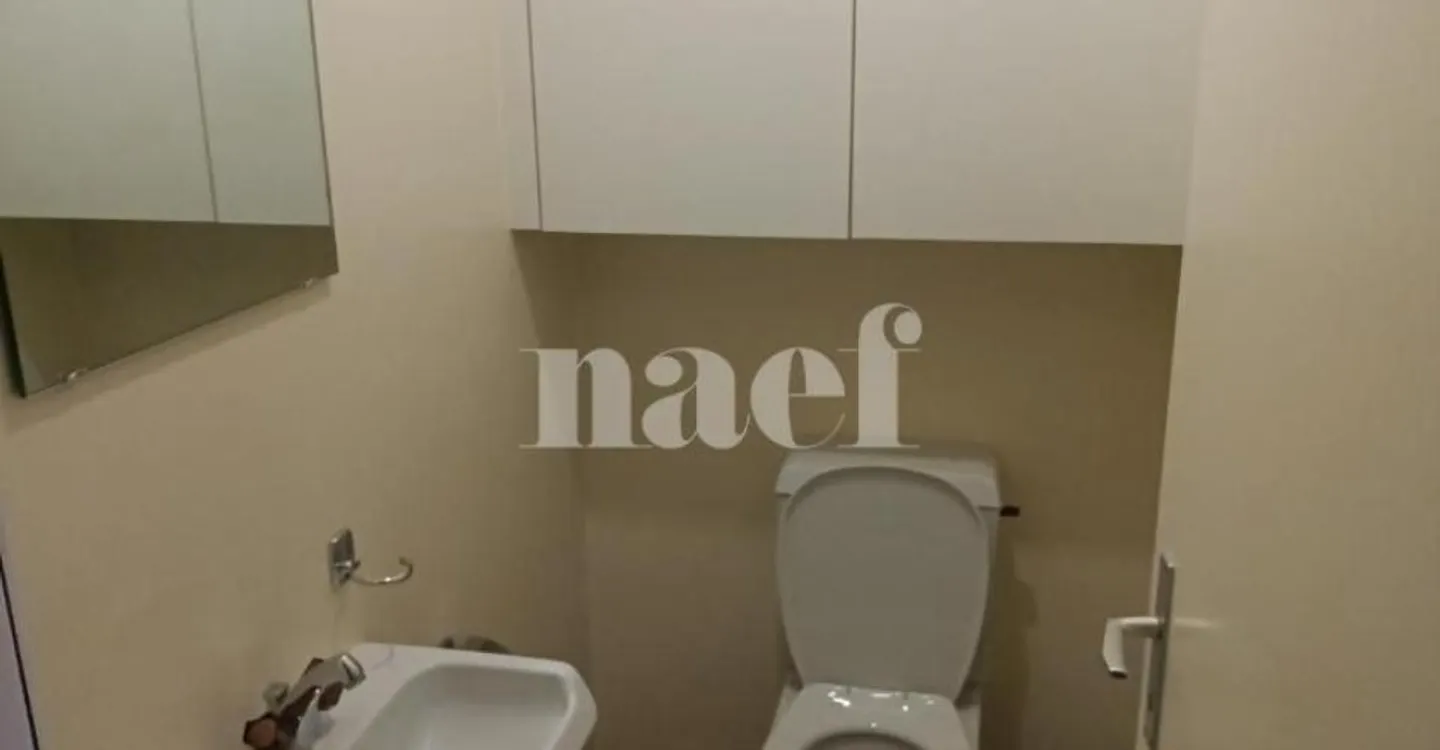 Appartement Charmant avec Balcons - Photo 7 sur 8