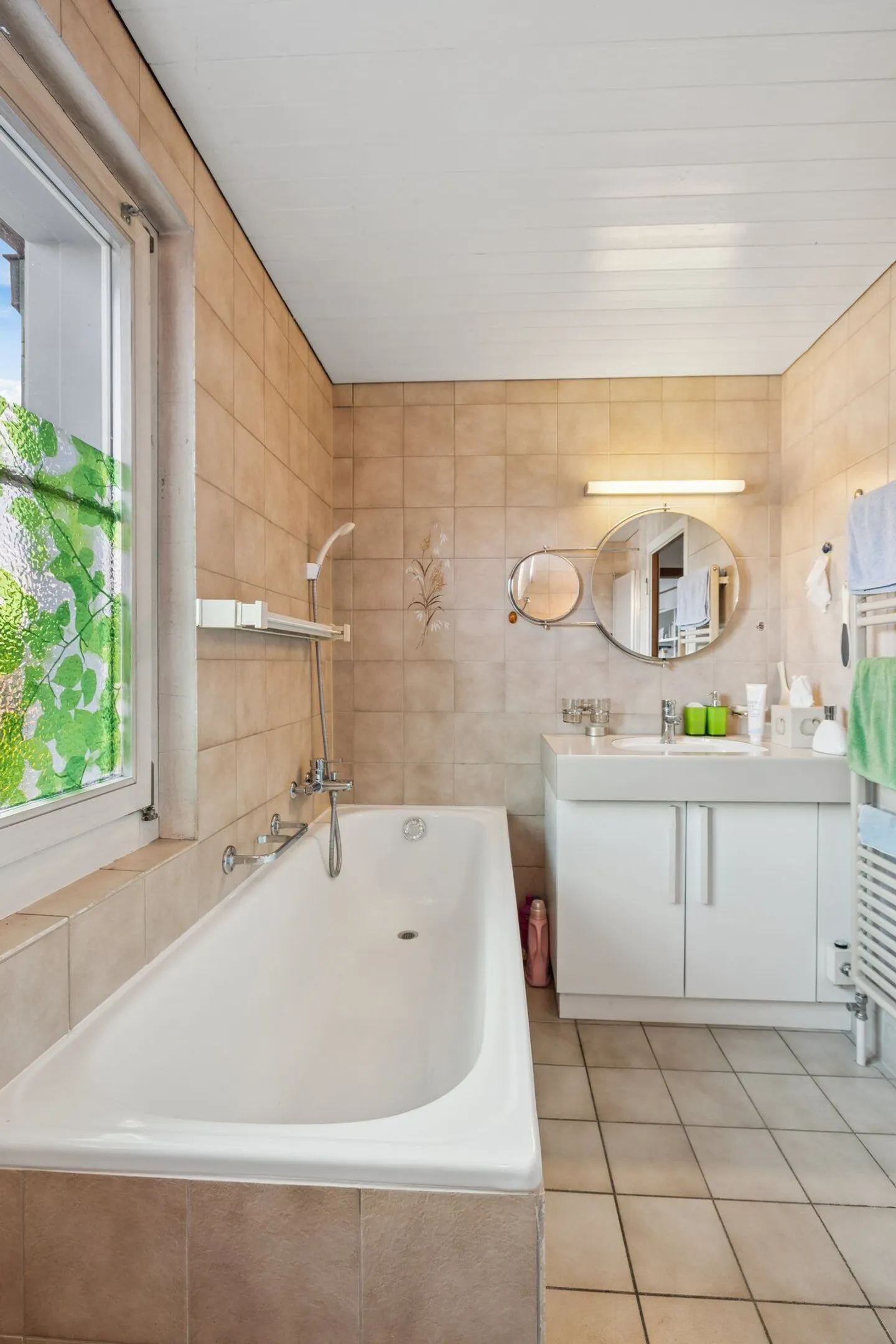 Tranquillité rurale. Proximité urbaine. Une maison avec vue - Photo 12 sur 21