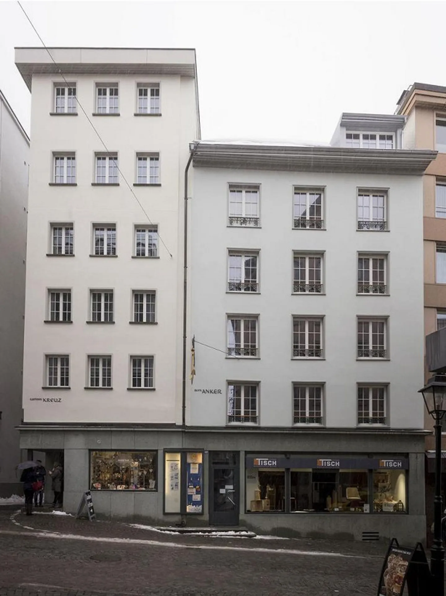 Modern Apartment with Terrace - Photo 1 of 9