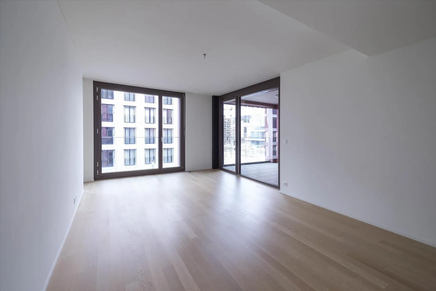 ROY - découvrez le nouveau Winterthur ! - Photo 2 sur 10