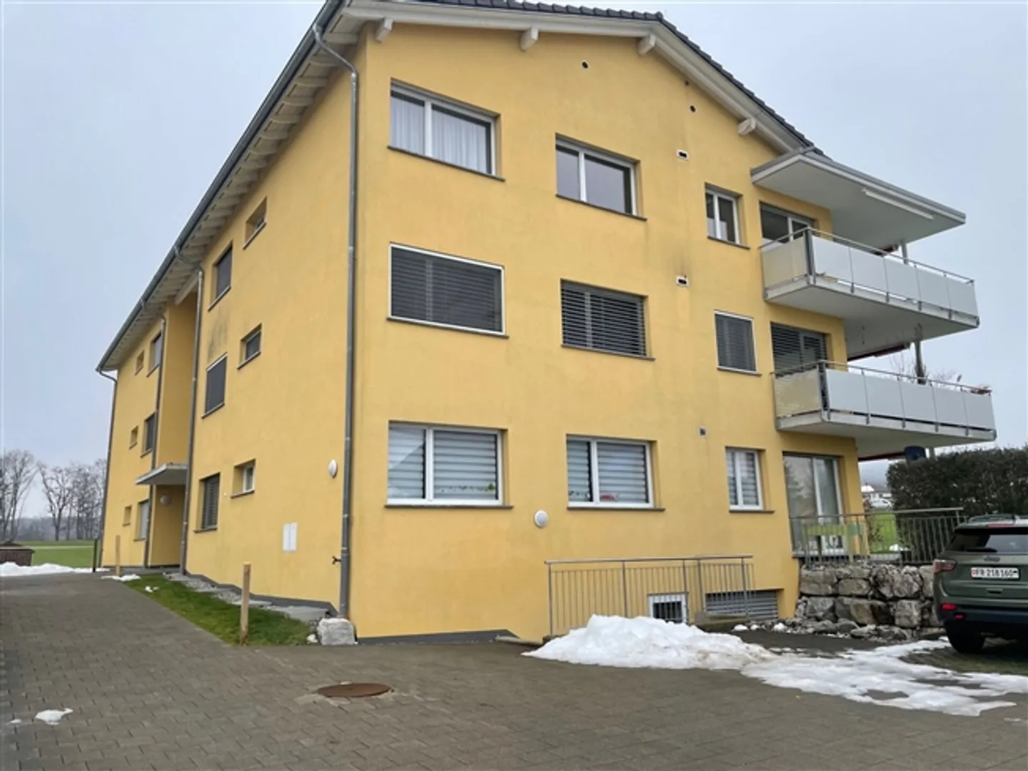 For sale office of 45m² in the city of Rossens - Photo 1 of 7