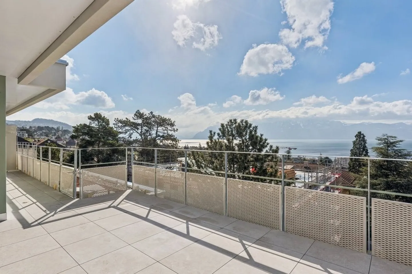 Attico 3.5 stanze - Foto 3 di 9