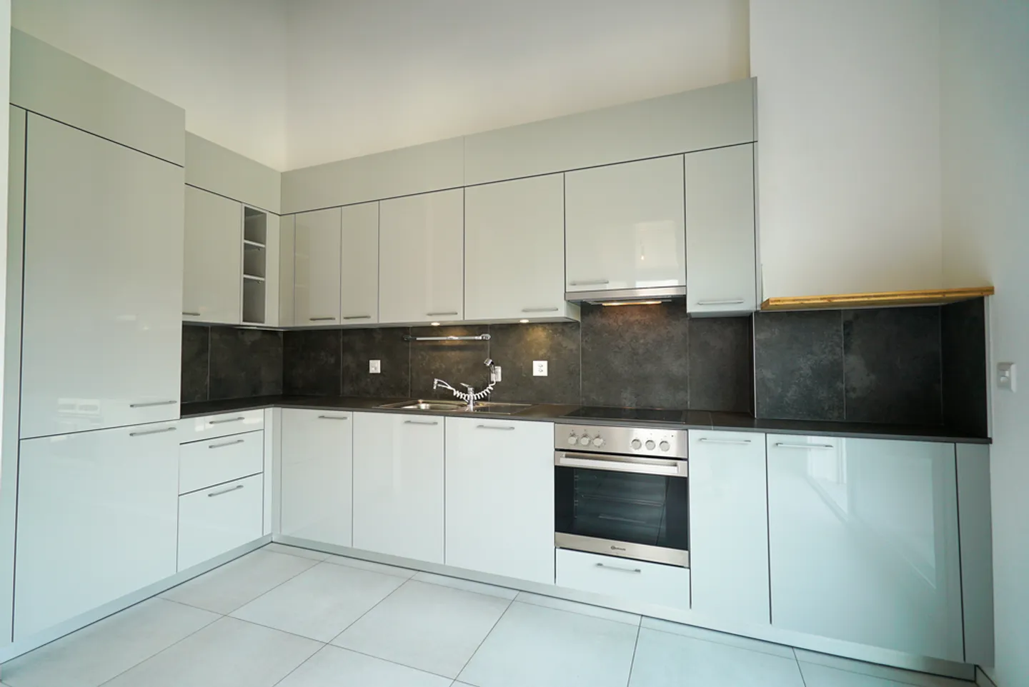 Appartamento in affitto - Foto 5 di 7