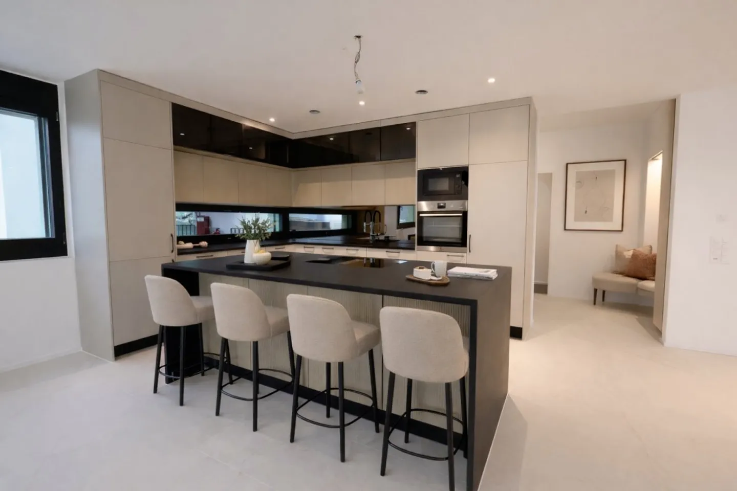 Terrace House with Private Pool - Photo 3 of 11