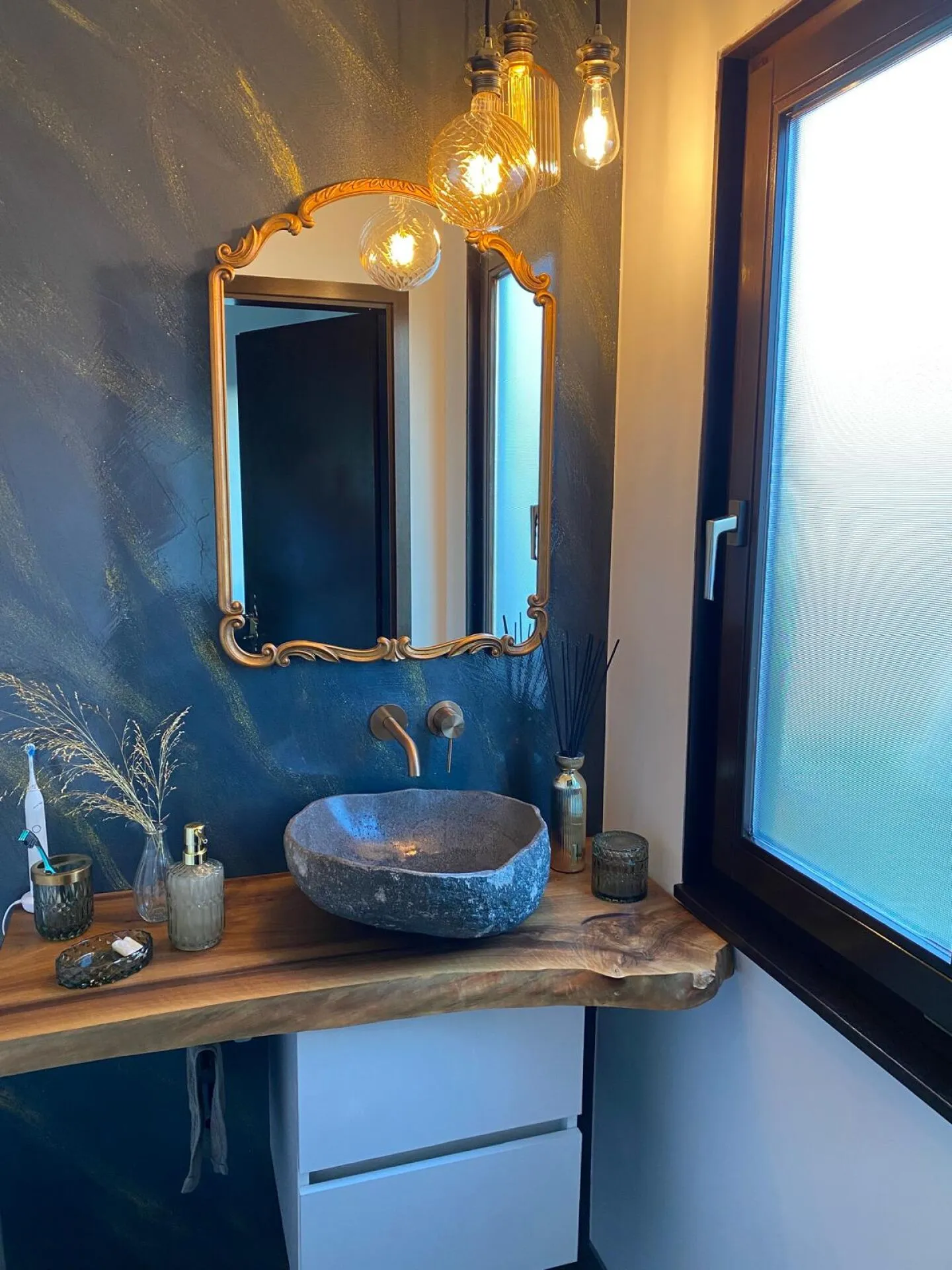 6.5 Room Single Family House in 2564 Bellmund - Photo 4 of 15