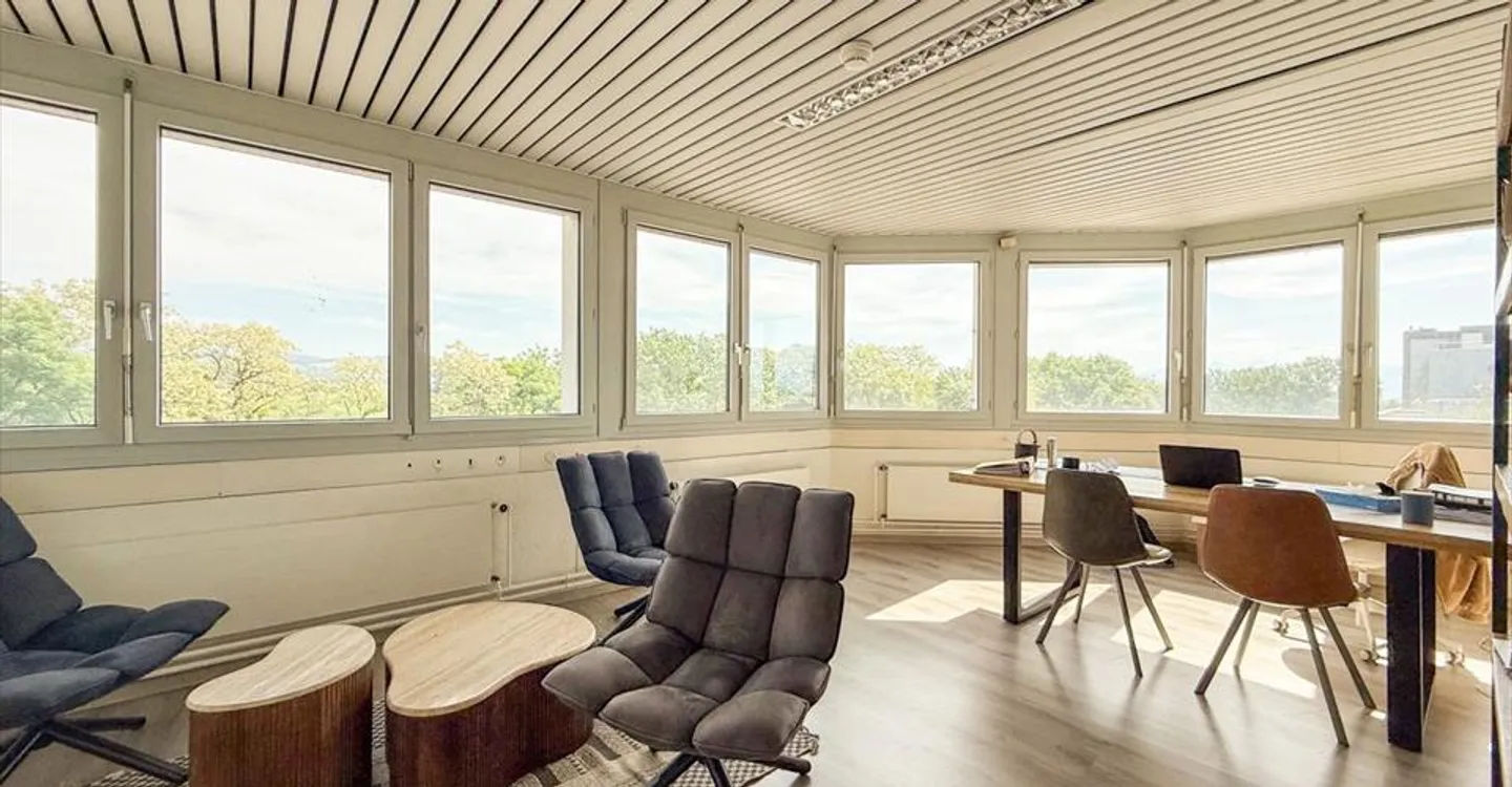 Bureau à louer - Photo 2 sur 6