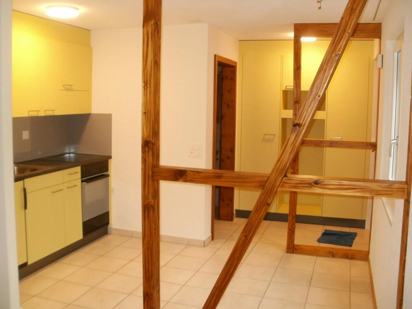 1-room apartment for rent - Photo 3 of 5