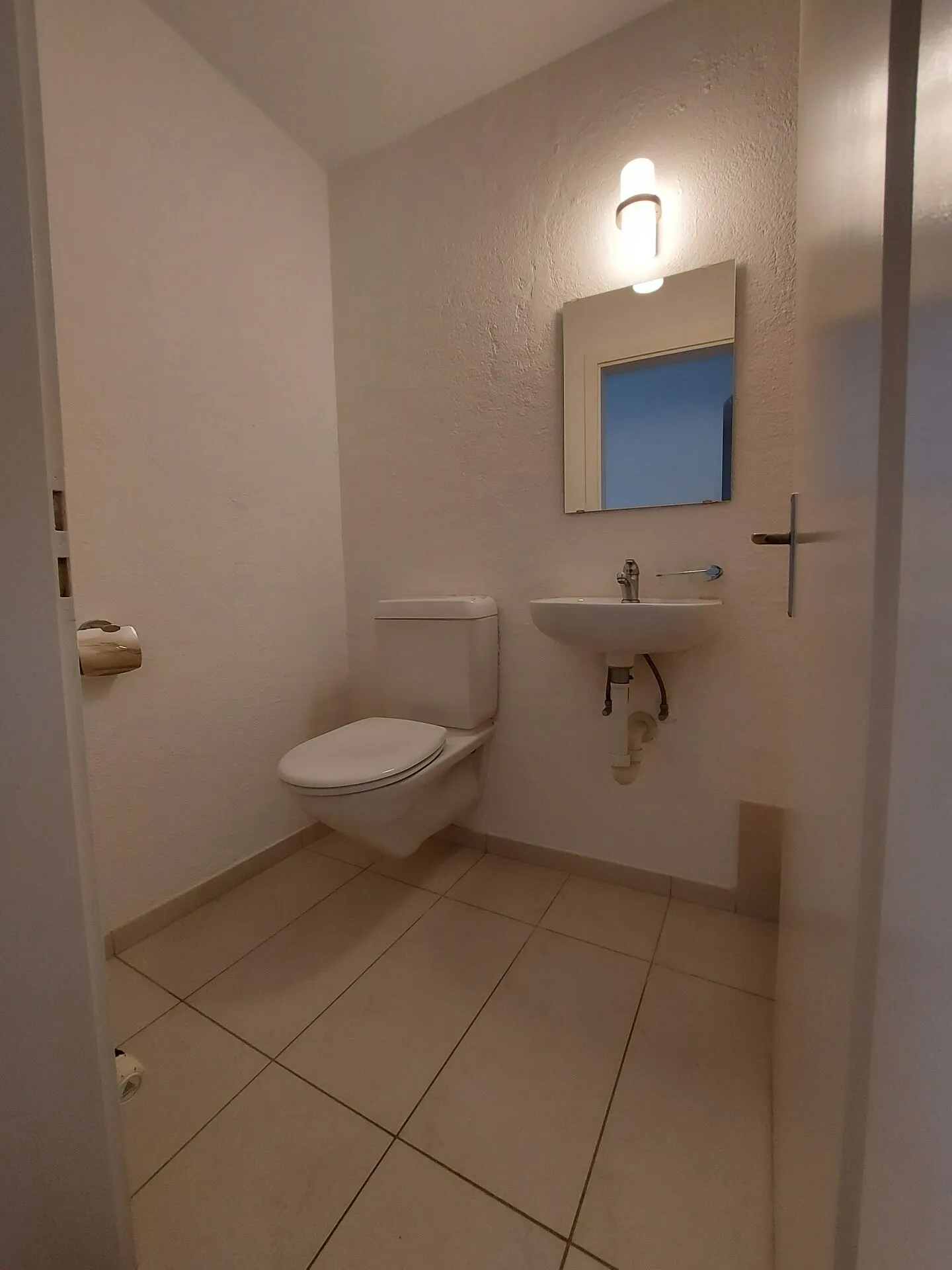 Old Town Apartment with Spacious Terrace - Photo 12 of 17