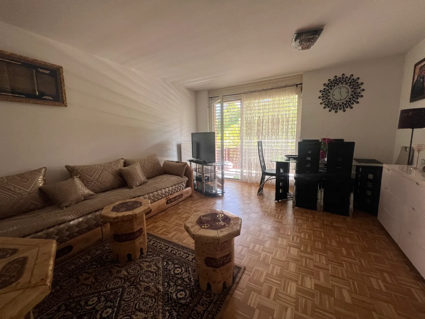 Apartment - Photo 2 of 3