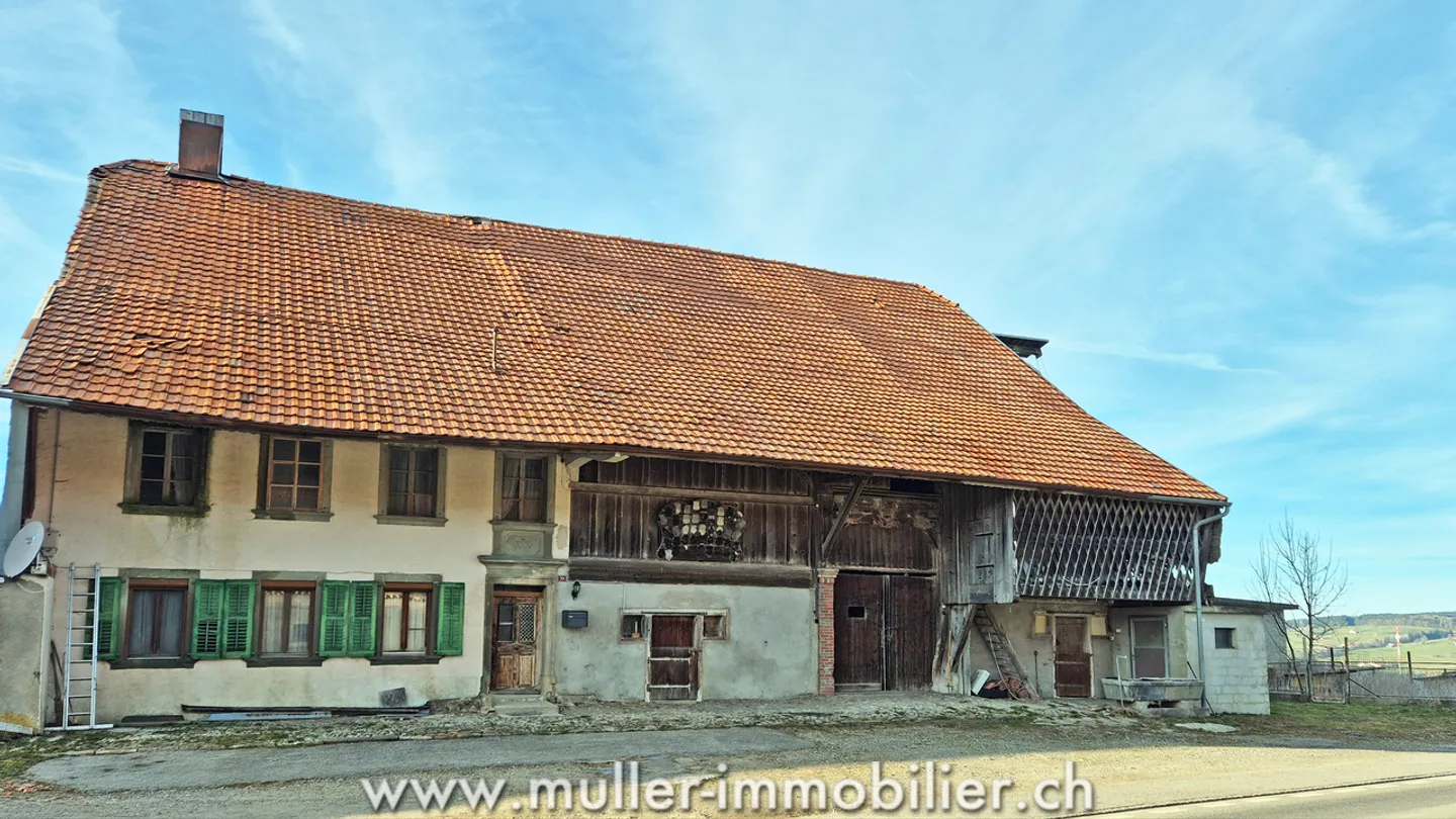 Bauernhof 7 Zimmer - Foto 1 von 15