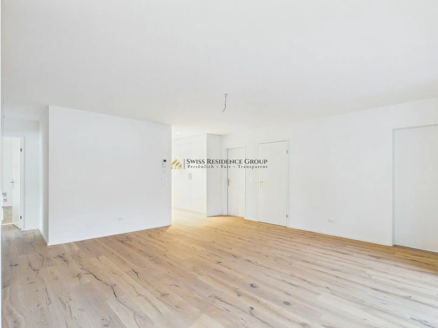 Appartement spacieux de 5,5 pièces avec loggia et salle de bain attenante - Photo 3 sur 17