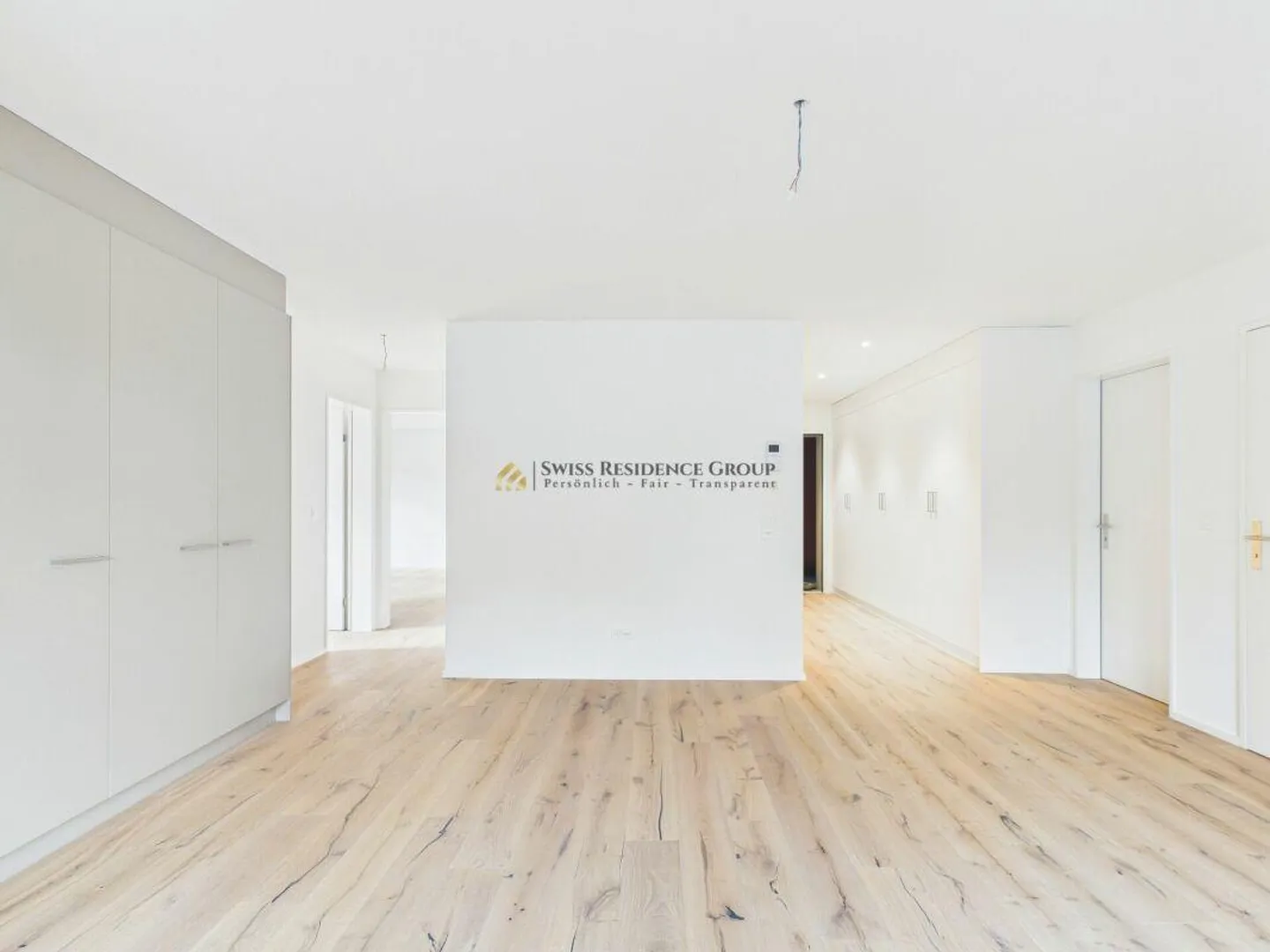 Appartement spacieux de 5,5 pièces avec loggia et salle de bain attenante - Photo 4 sur 17