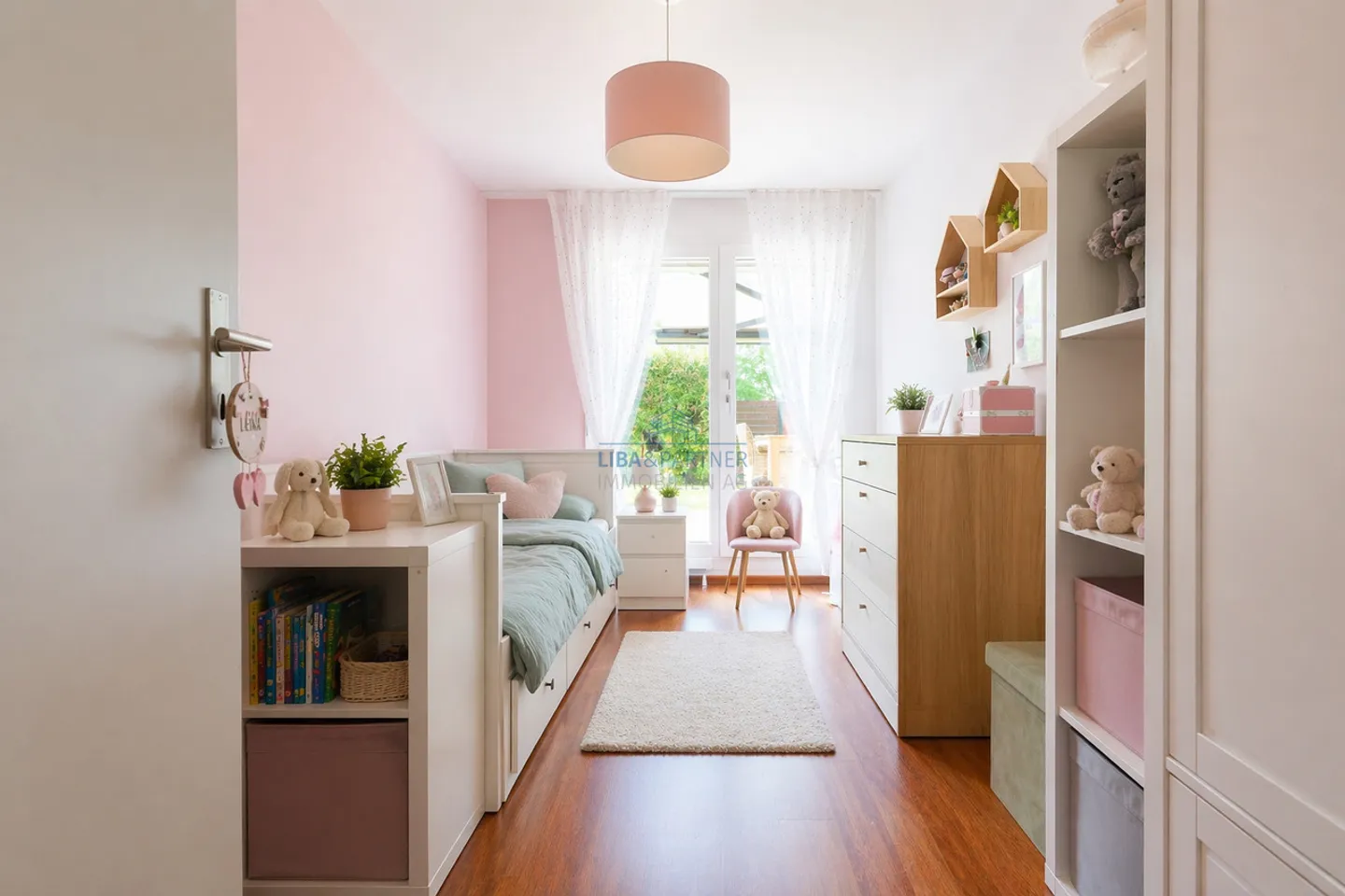 Appartement de jardin spacieux dans un emplacement privilégié - Photo 9 sur 13