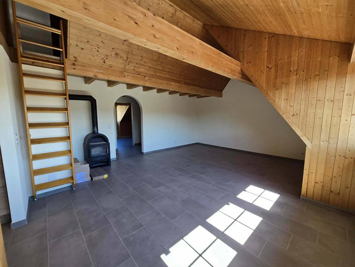 Charming renovated apartment in Löhningen - Photo 2 of 10